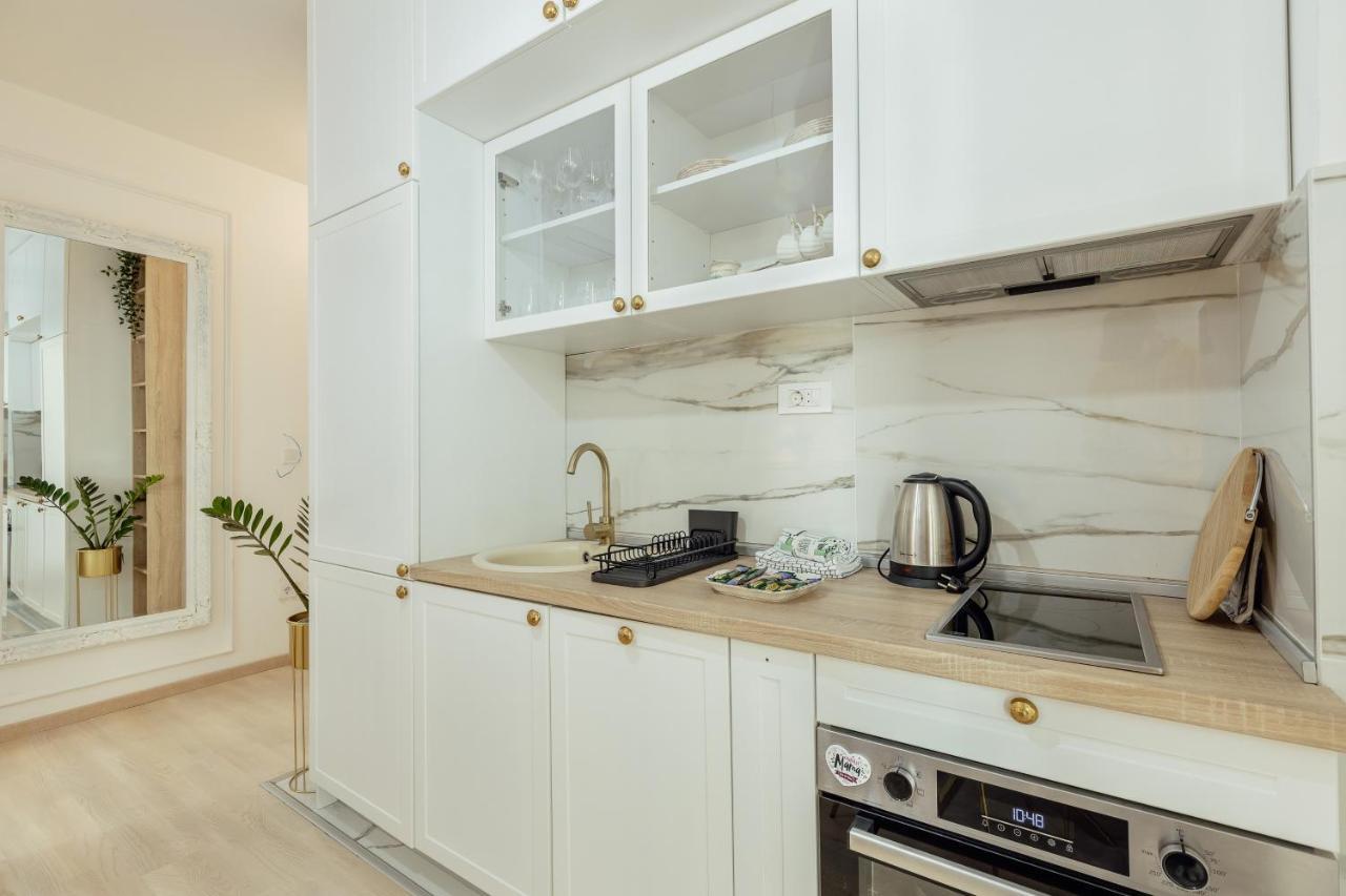 Miracle Apartment Котор Екстериор снимка